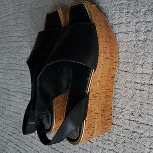 Donald Pliner Platform Leather Slingback Sandals